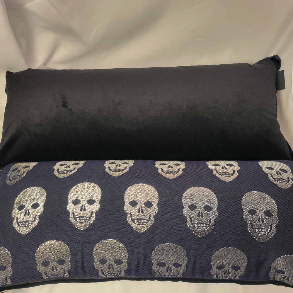 Caldeira Black, Navy and Silver Skull Accent Pillow New Rare